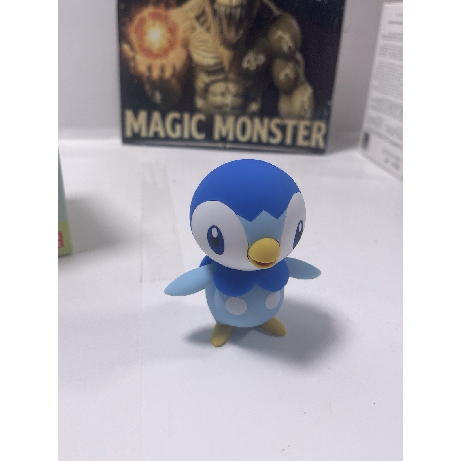 PIPLUP -China Exclusive ULTRA RARE Nintendo Pokémon Creatures GAME FREAK TOYS Nintendo